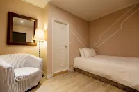 May Rooms Taipei NTU Hotel in zona Wanqingyan Qingshui Temple