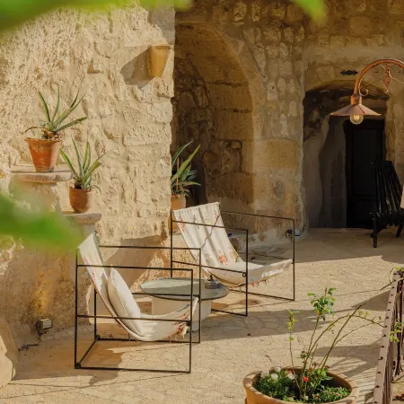 Potamia Cave Suites