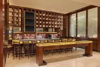 The Westin Memphis Beale Street - بار