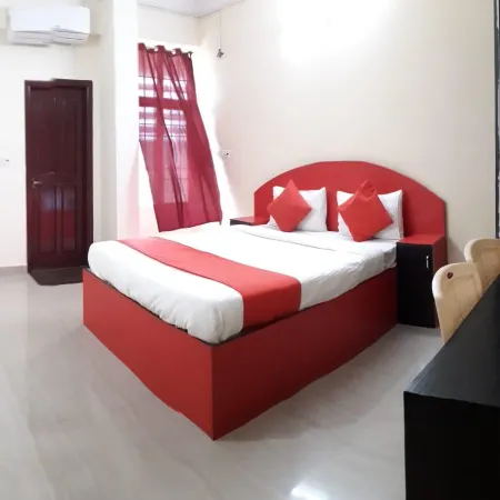 Staymaker Srinivasa Residency