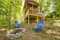 Cozy Whittier Cabin and Yard and Hot Tub, Pets Welcome
