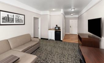 La Quinta Inn & Suites by Wyndham Brownwood