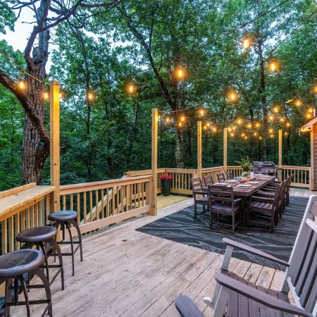 Newly Rebuilt Home - Hot Tub - Sauna - Sleeps 14