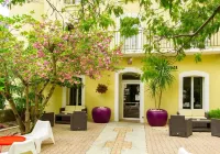 Appart'Hotel Castel Emeraude, Charme et Caractère Các khách sạn ở 