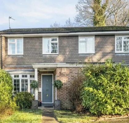 Weybridge House Hotels in Weybridge