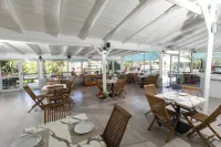 Resol Hotel - 4-Star