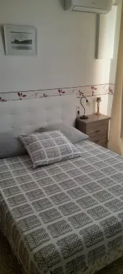 Serge le Belge - Sejour Authentique Chez l Habitant a Lezignan Corbieres Hotel di Paraza
