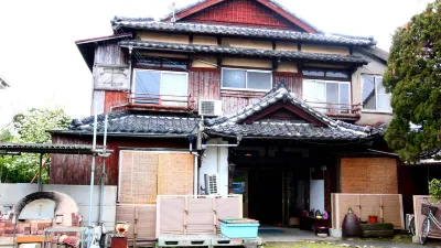 Saifuya Ryokan Hotels near Nishitetsu-Yanagawa Station