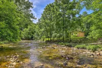 Bonfires and Bbqs! Creekside Retreat in Marshall - Parkplatz