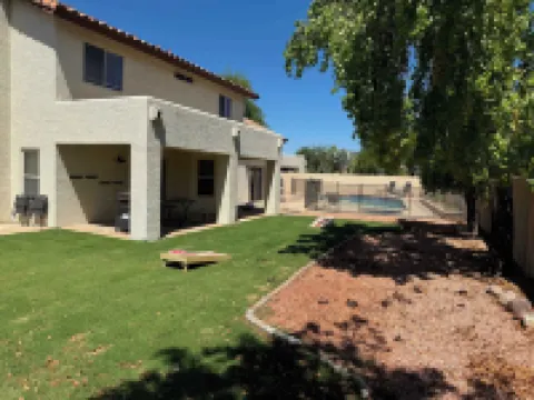 5Bdr with Pool and Scenic Golf Views!