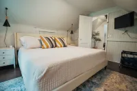 Westport Central w/ King Beds Mins to 39th St and Plaza