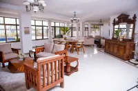 Spacious Apartment in Dar es Salaam with City, Ocean, and Pool Views