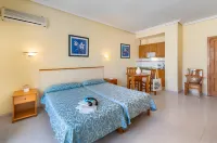 Hotel Apartamentos Vibra Lux Mar Hotels near Dalt Vila