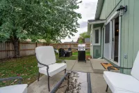 Central Hayden Retreat • Fireplace, Fast WiFi, Fire Pit, Garage Park, DreamCloud Hotels in Hayden