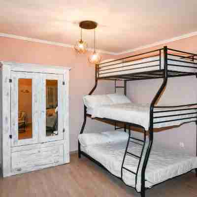 Peaceful Getaways in Samos Rooms