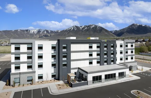 Home2 Suites By Hilton 圖埃勒