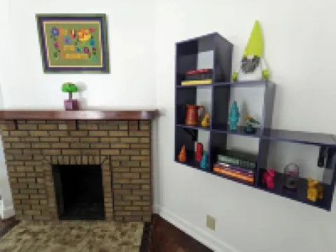 Funky, Fido-friendly flat near downtown Ishpeming. Hotels in Ishpeming