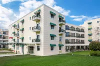 Ramada by Wyndham, Athens Club Attica Riviera Hotels in Rafina-Pikermi