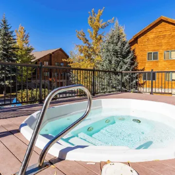 Lazy Bear Log Cabin Canyons Park