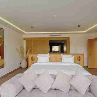 NOMMOS Beach RESORT & POOL CLUB Rooms