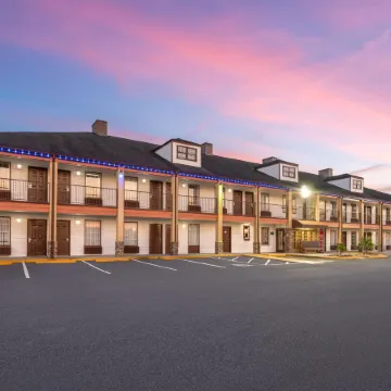 Baymont by Wyndham Commerce GA Near Tanger Outlets Mall