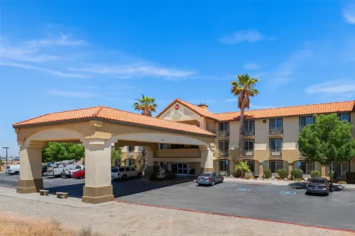 Best Western Plus John Jay Inn  Suites