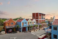 The Ritz Village Hotels near Handelskade