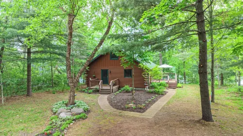 Make Good Choices! LAKE FRONT- 2 King beds and 2 baths - 4-Star