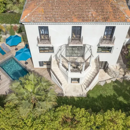 007 Villa Deva in Cannes