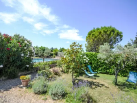 L'Olivier Hotels in Lagnes