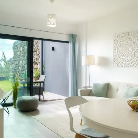 GuestReady - Cliff residence with sea view