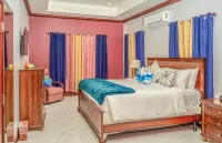 Luxurious 6-bedroom villa, WiFi in beautiful Saint Ann's Bay