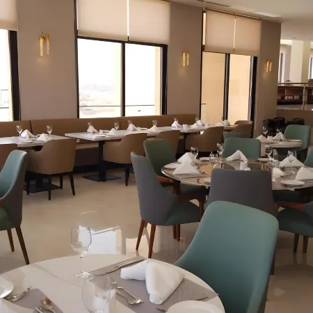 H Luxury Hotel