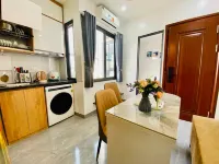 Lilo's homestay West lake Thuy Khue