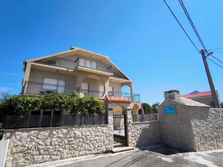 Villa Marta Отели в г. Чиста Мала