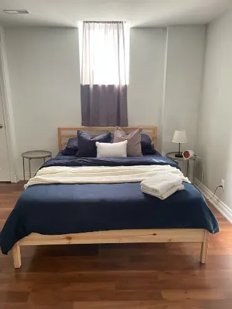 Cozy Priv. Bsmt 1 Bdrm 1 Bath apartment w/ parking