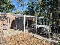 Casa Sallandia Met Outdoor Wellness! Hotels in Haarle