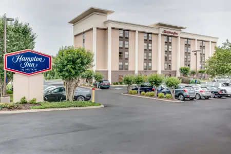 Hampton Inn Nashville/Bellevue-I-40 Отели в г. Фэрвью