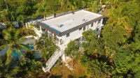 Ocean View, Mountain TOP Villa Near Steps Beach