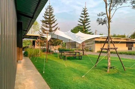 Skugga Farm Cabin is lifestyle for agriculture with chocolate, tea, coffee Отели рядом с достопримечательностью «Yi Peng and Loy Krathong (Lantern Festival)»