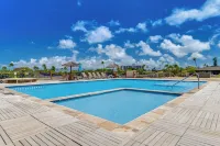 Kāʻanapali Ocean View Condo with Beachfront Cabana for Guests