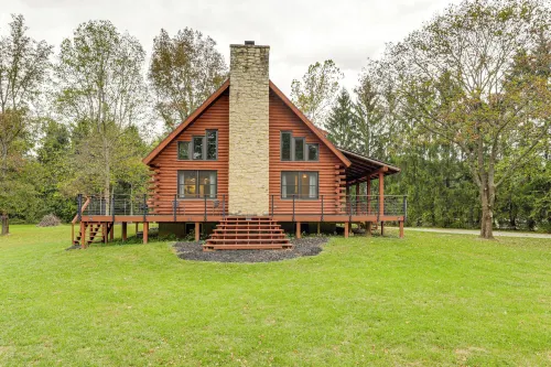 On-site Lake & Gazebo: Cabin in Yellow Springs!