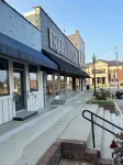 Studio Cottage on the Square, entire rental unit in Jamestown, Kentucky
