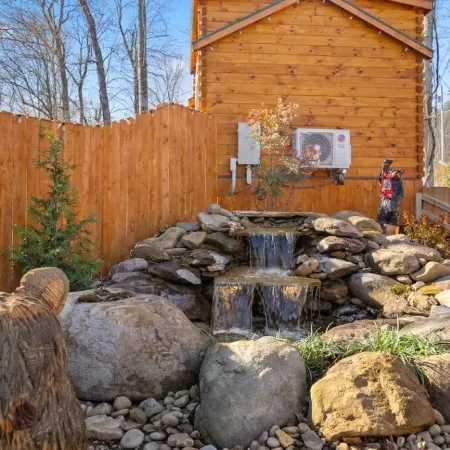 Cabin Apt 20Min to Gatlinburg Across from Ntl Park GameRoom+FirePit+Pet Friendly