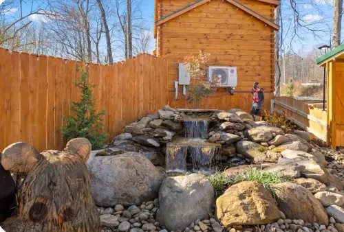 Cabin Apt 20Min to Gatlinburg Across from Ntl Park GameRoom+FirePit+Pet Friendly