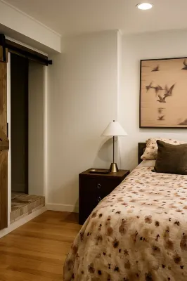 Centerline Creek• Private River Access• Private Hiking Trails• 11 Acres