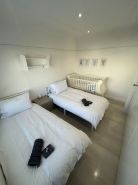 Stylish Home Away from Home6 Minutes Drive to Beach