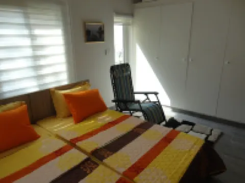 Byblos Town Square, Studio