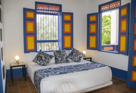 ¡Casa turística colonial con piscina privada en la rivera del río Cauca! Отели в г. Херико