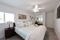 Havana Nights Honeymoon: King Bed, Sofabed, Patio & Wi-Fi – Book Your Escape! Hotels near Publix Super Market at Southpointe Commons